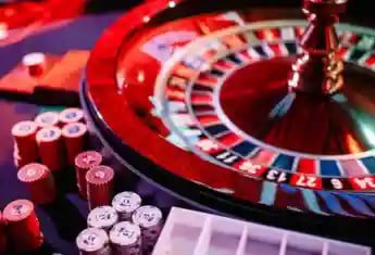 Sistem keamanan enkripsi untuk transaksi GoPay di grand77bet